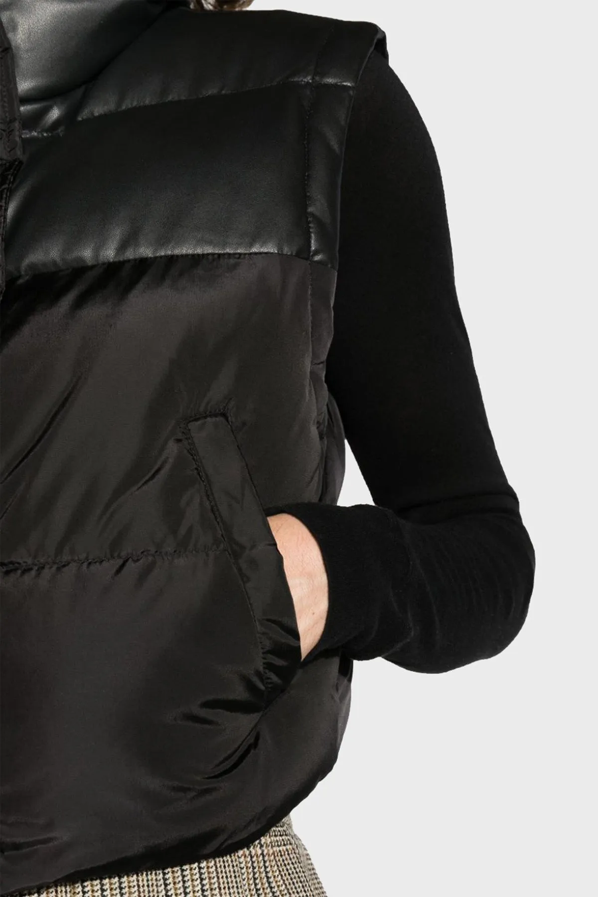 Diga and Zippered Pocket Regular Fit Sisme Women'-s Vest 101734 A11P Z99